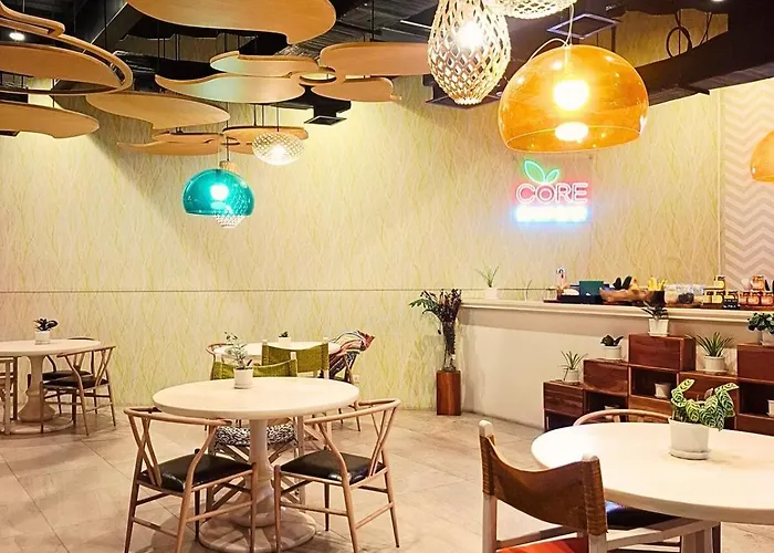 公寓式飯店 Rockwell View 1 Bedroom Near Makati With Free Pool 马尼拉
