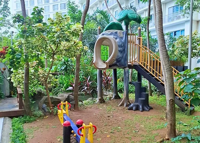 Rockwell View 1 Bedroom Near Makati With Free Pool 公寓式飯店