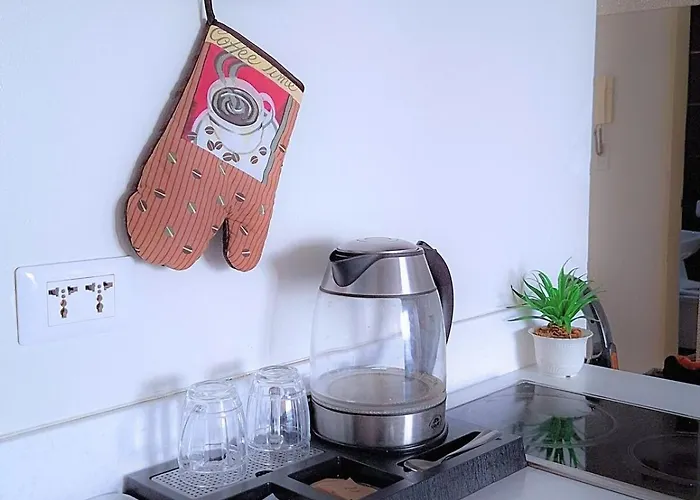 Rockwell View 1 Bedroom Near Makati With Free Pool 马尼拉
